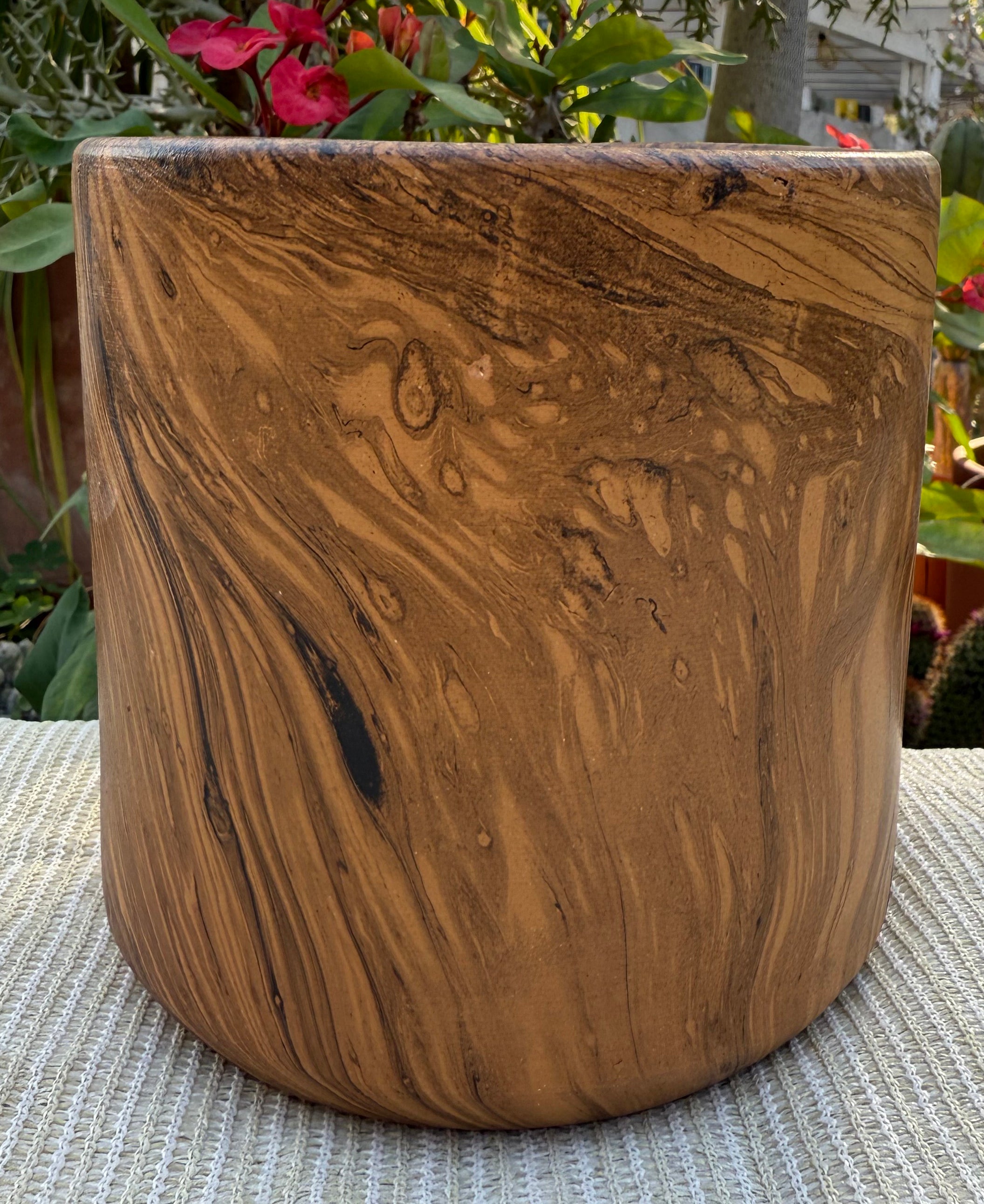 Ceramic Cylinder Pot - Wood Grain